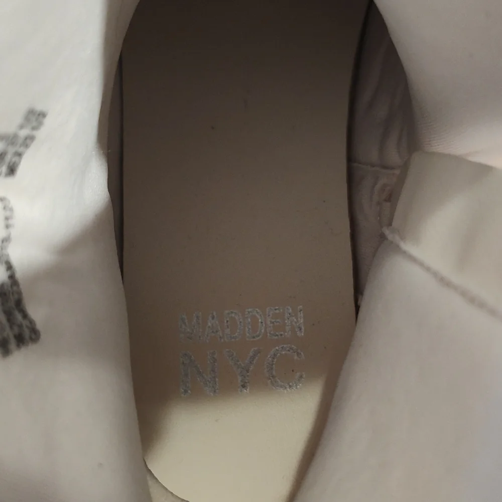 Madden NYC Boots - Picture 7 of 9